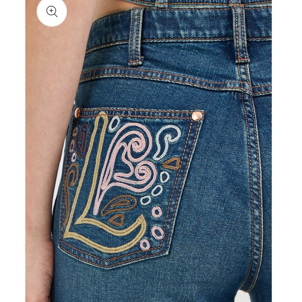 NWT Wrangler Lainey Wilson Embroidered Bell Bottoms - Picture 5 of 8